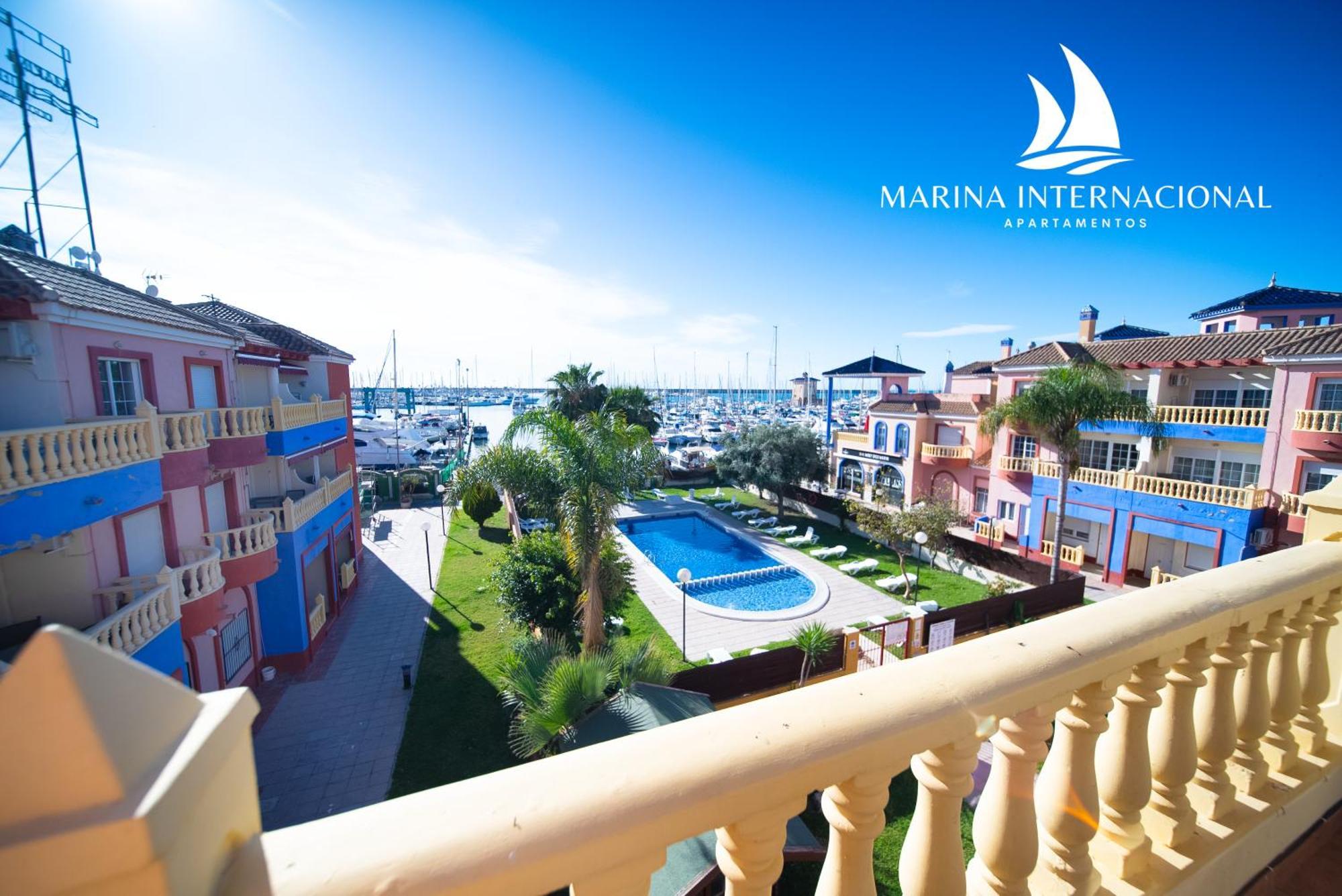 Apartamentos Marina Internacional Torrevieja Eksteriør billede